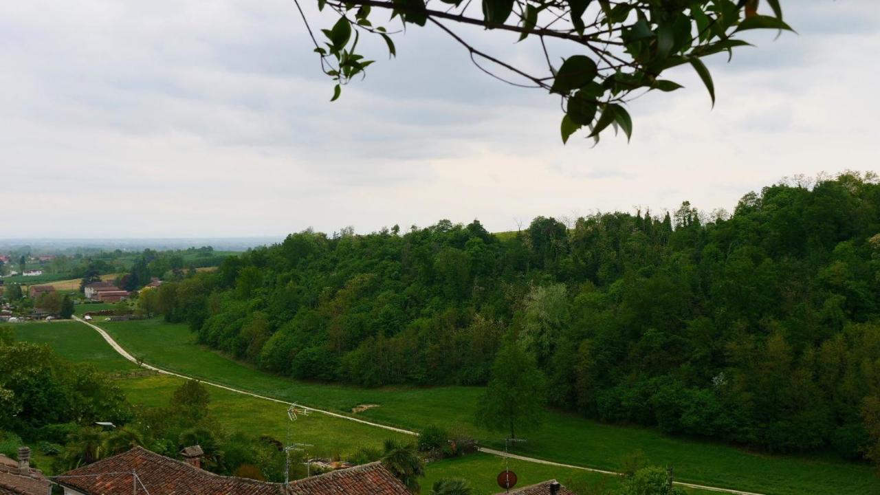 La Casa Di Giulia: Una Pausa In Collina Fubine Exterior foto